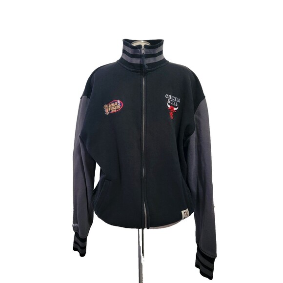 Mitchell & NessRetro Chicago Bulls NBA 1996 FINALS Varsity Jacket - Men's XL